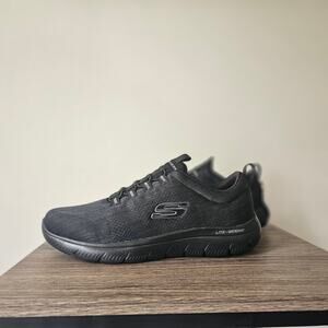 Skechers Men's Summit Slip On Comfort Sneakers Size 8.5 Black NWT